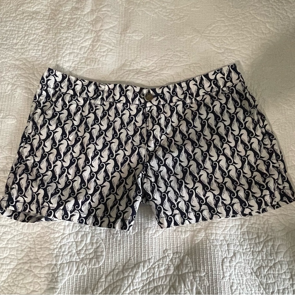 Old Navy Women's Navy Seahorse Patterned Shorts